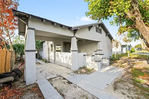 129 W Park Avenue Lake Wales FL 33853
