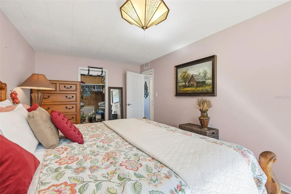 1235 S Highland Avenue Clearwater FL 33756