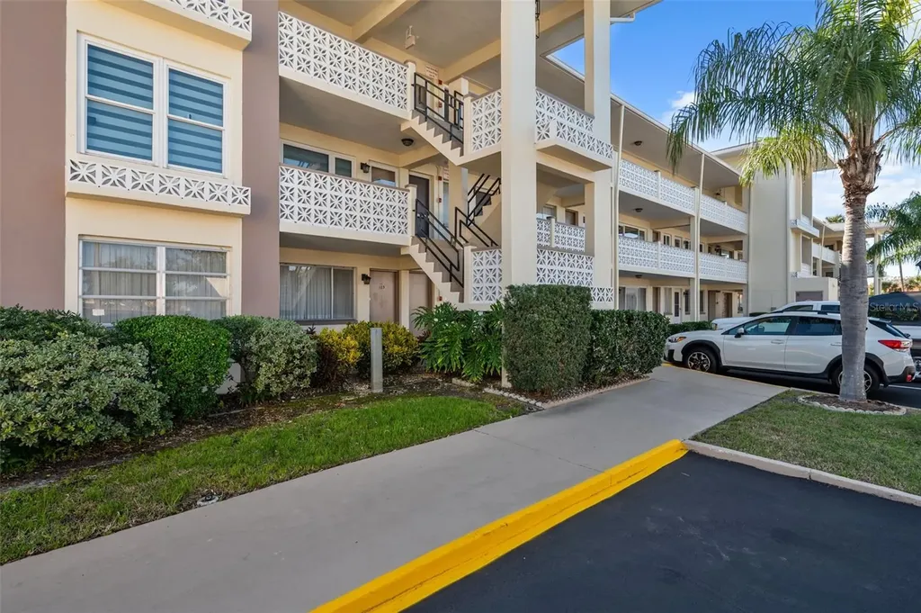 1235 S Highland Avenue Clearwater FL 33756