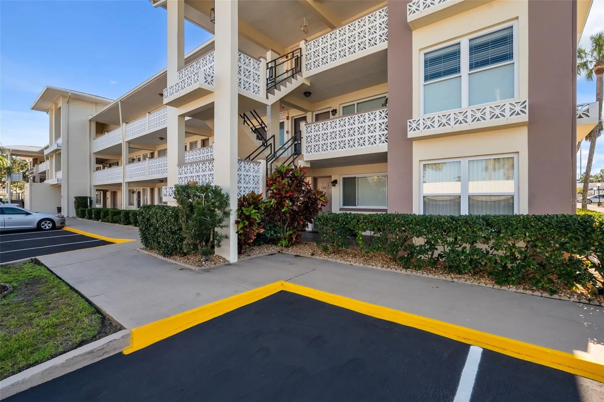 1235 S Highland Avenue Clearwater FL 33756