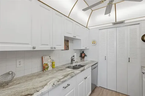 1235 S Highland Avenue Clearwater FL 33756