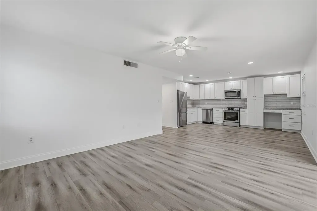 379 S Mcmullen Booth Road Clearwater FL 33759