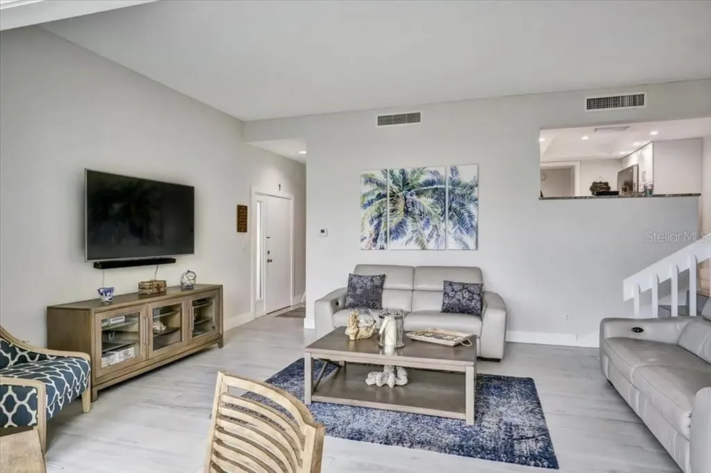 6046 W Peppertree Way Sarasota FL 34242