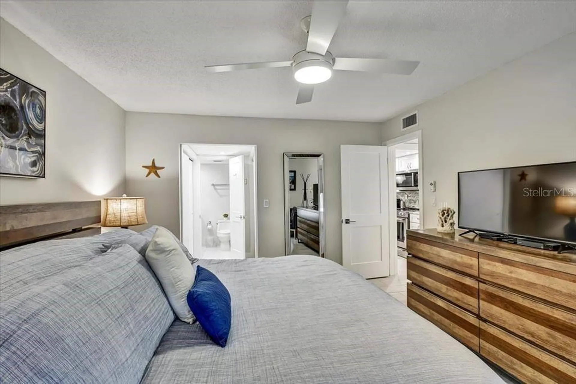 6046 W Peppertree Way Sarasota FL 34242