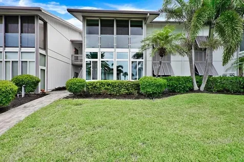 6046 W Peppertree Way Sarasota FL 34242