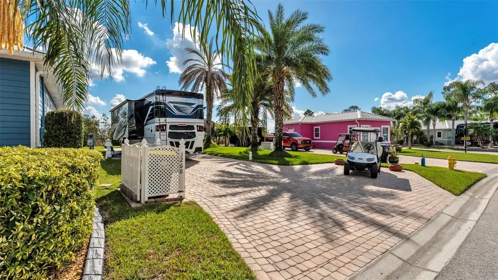 3268 Fish Hawk Drive Polk City FL 33868