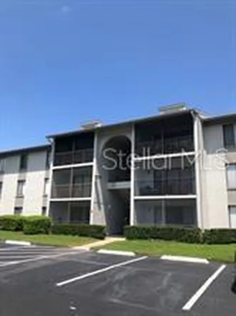 1013 S Pine Ridge Circle Sanford FL 32773