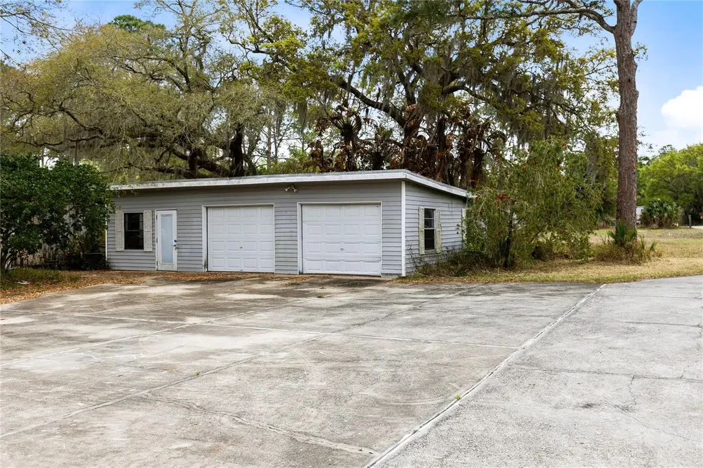 3921 E Osceola Road Geneva FL 32732