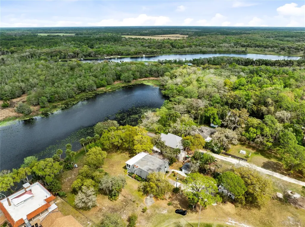 3921 E Osceola Road Geneva FL 32732