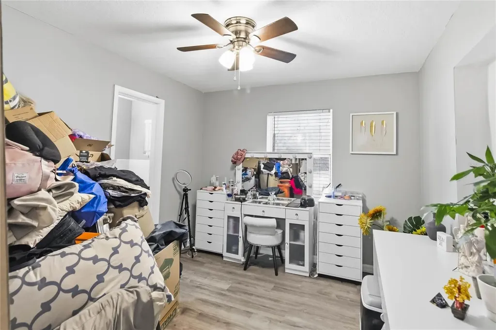 568 E Normandy Boulevard Deltona FL 32725