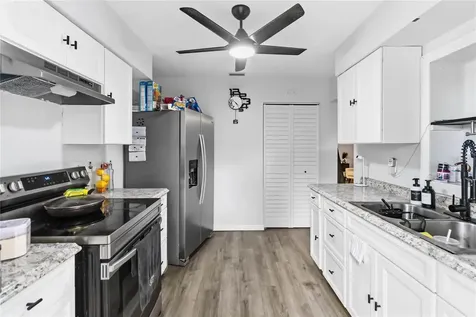 568 E Normandy Boulevard Deltona FL 32725