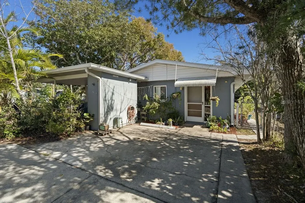 1301 N Lotus Drive Dunedin FL 34698