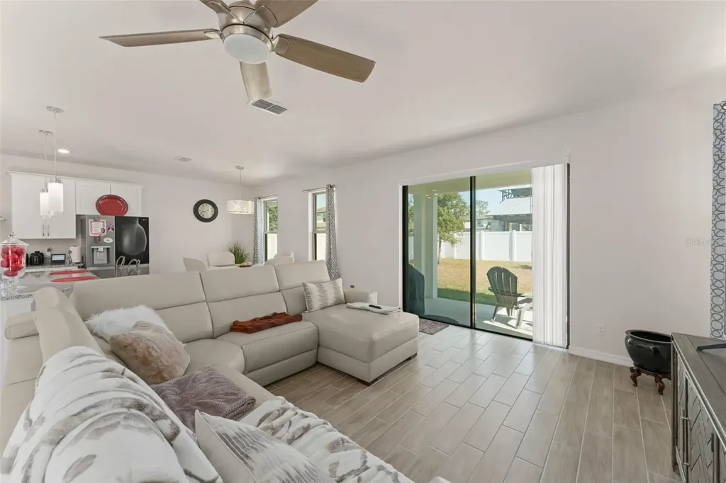 9847 Aurea Moss Lane Orlando FL 32832