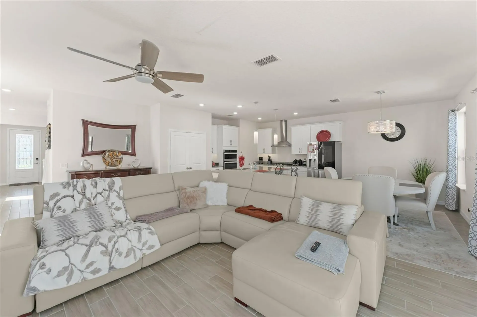 9847 Aurea Moss Lane Orlando FL 32832