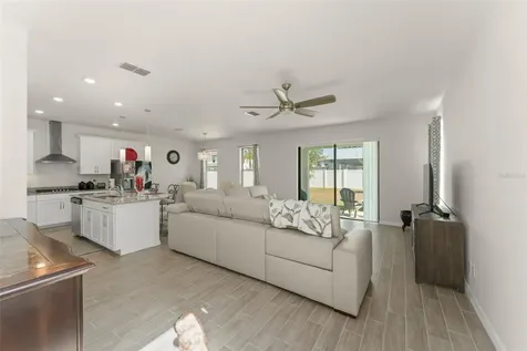 9847 Aurea Moss Lane Orlando FL 32832