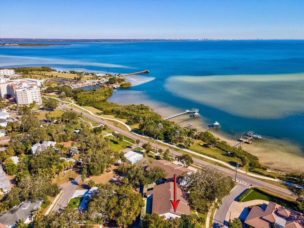 413 S Bayshore Boulevard Safety Harbor FL 34695