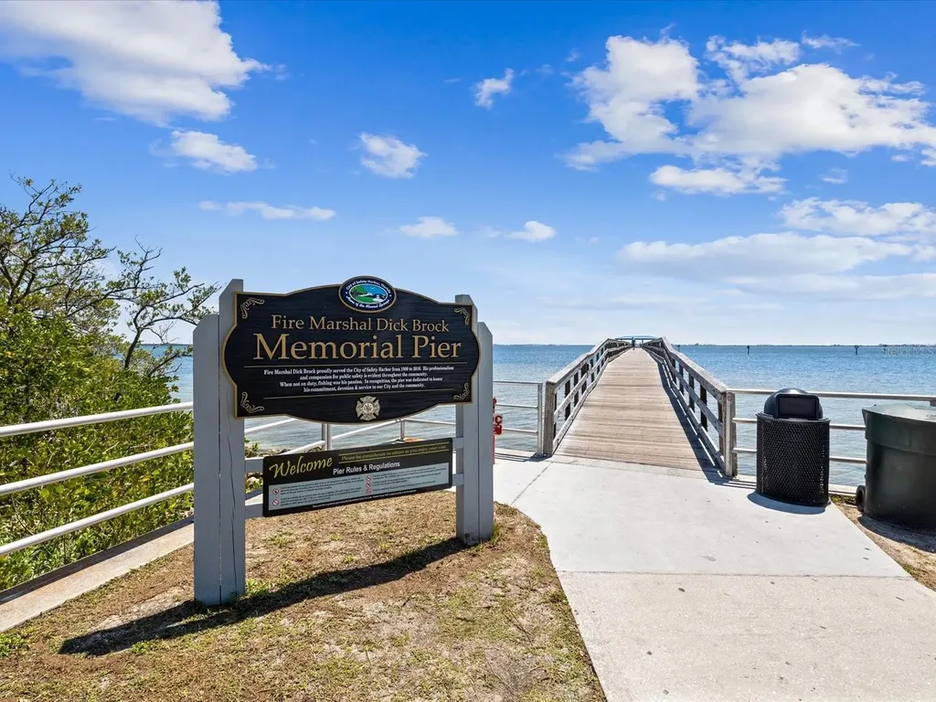 413 S Bayshore Boulevard Safety Harbor FL 34695