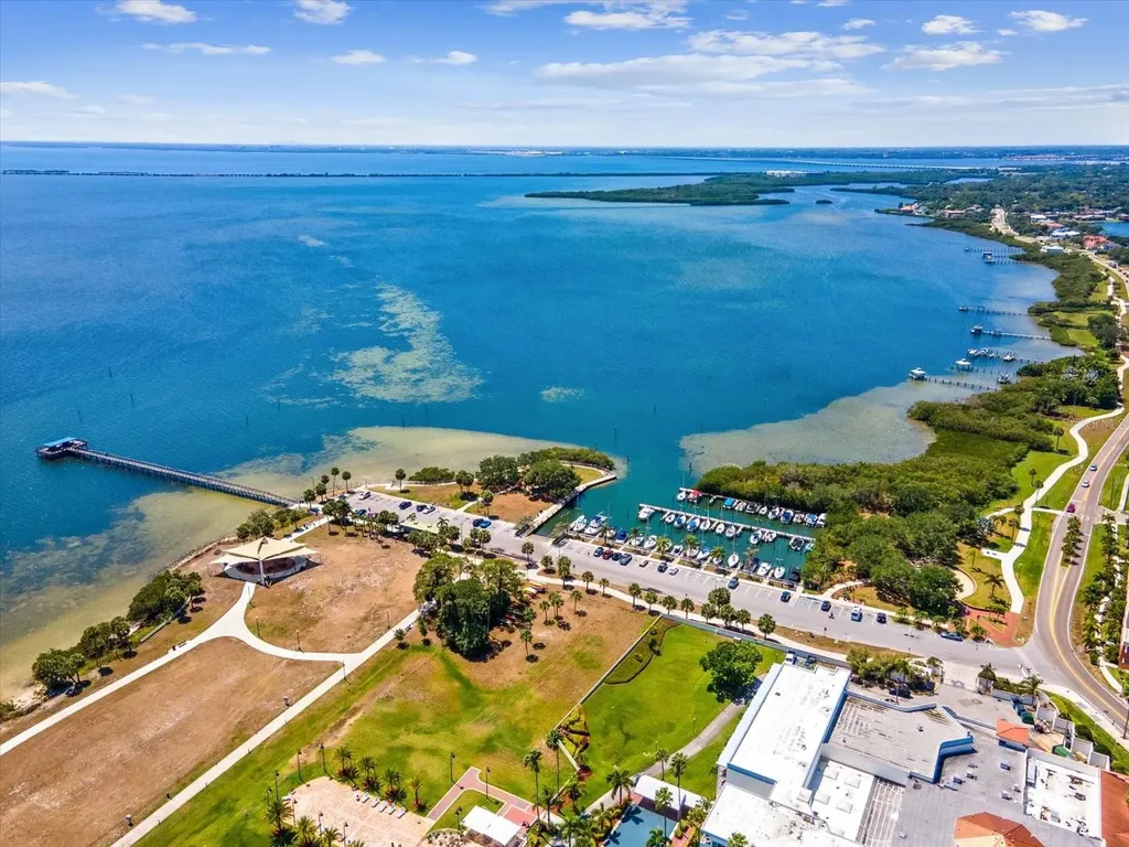 413 S Bayshore Boulevard Safety Harbor FL 34695