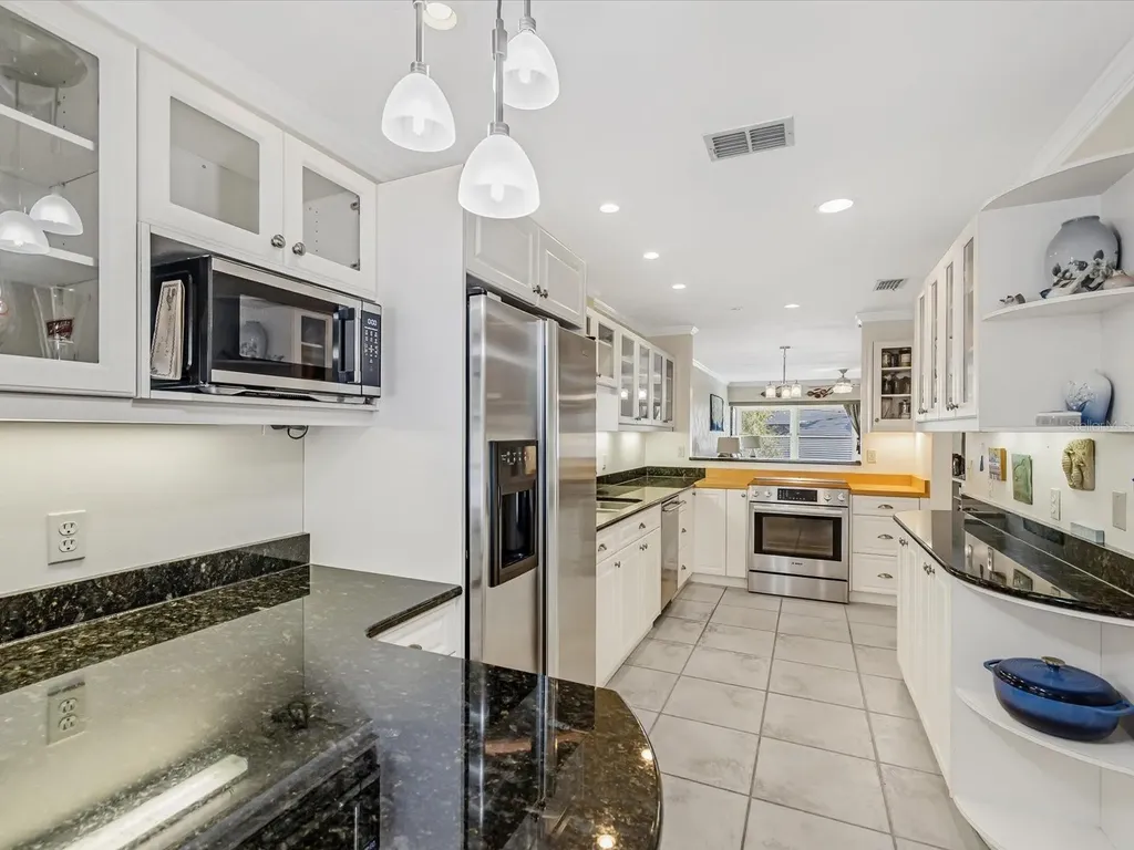 413 S Bayshore Boulevard Safety Harbor FL 34695