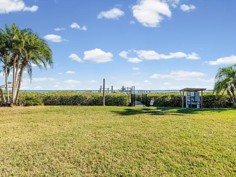 413 S Bayshore Boulevard Safety Harbor FL 34695