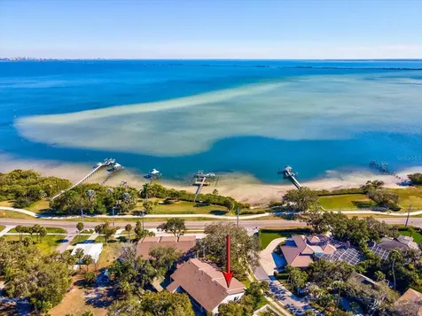 413 S Bayshore Boulevard Safety Harbor FL 34695