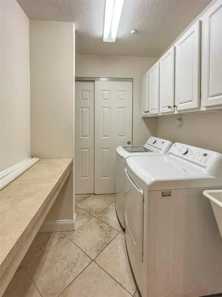 7710 Lake Vista Court Bradenton FL 34202