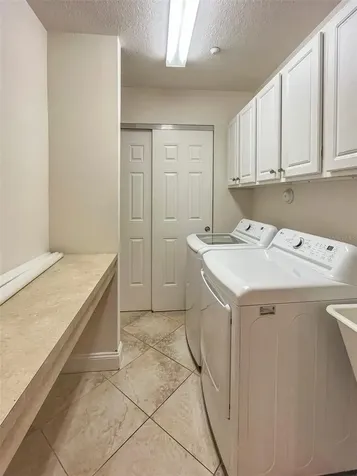 7710 Lake Vista Court Bradenton FL 34202