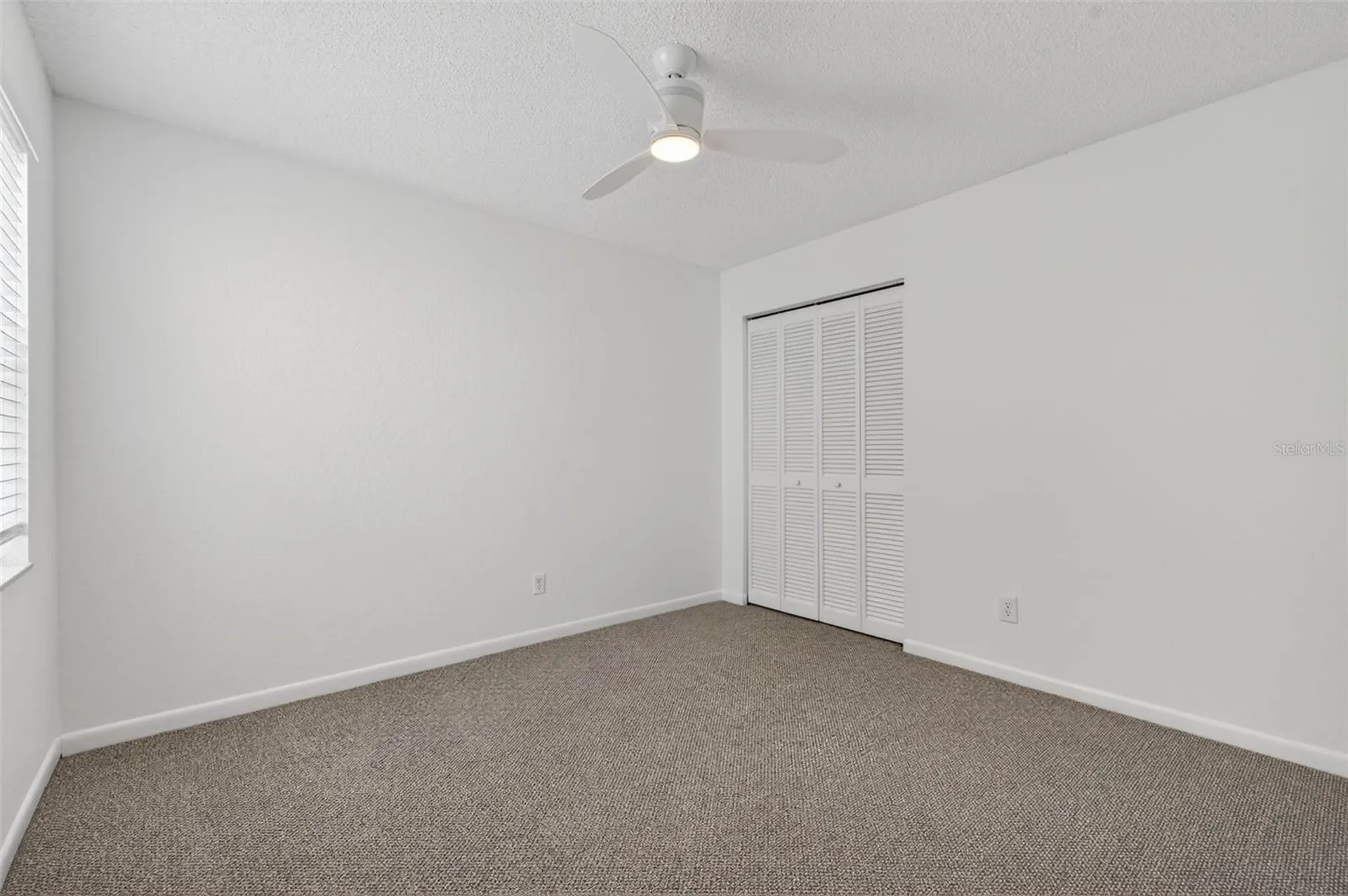 484 Santa Cruz Place NE St Petersburg FL 33703