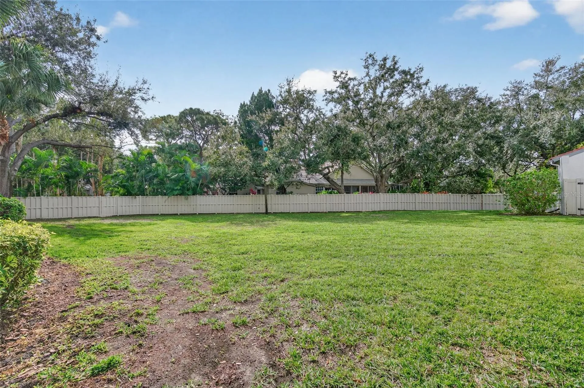 484 Santa Cruz Place NE St Petersburg FL 33703