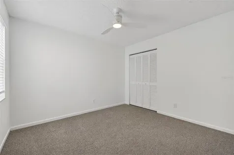 484 Santa Cruz Place NE St Petersburg FL 33703