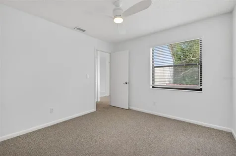 484 Santa Cruz Place NE St Petersburg FL 33703
