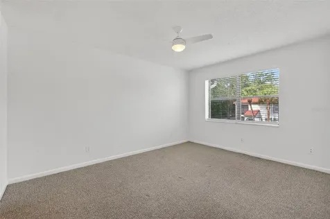 484 Santa Cruz Place NE St Petersburg FL 33703