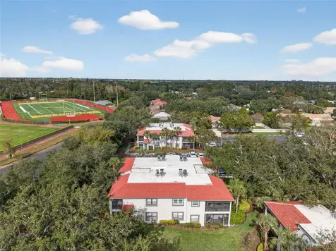484 Santa Cruz Place NE St Petersburg FL 33703