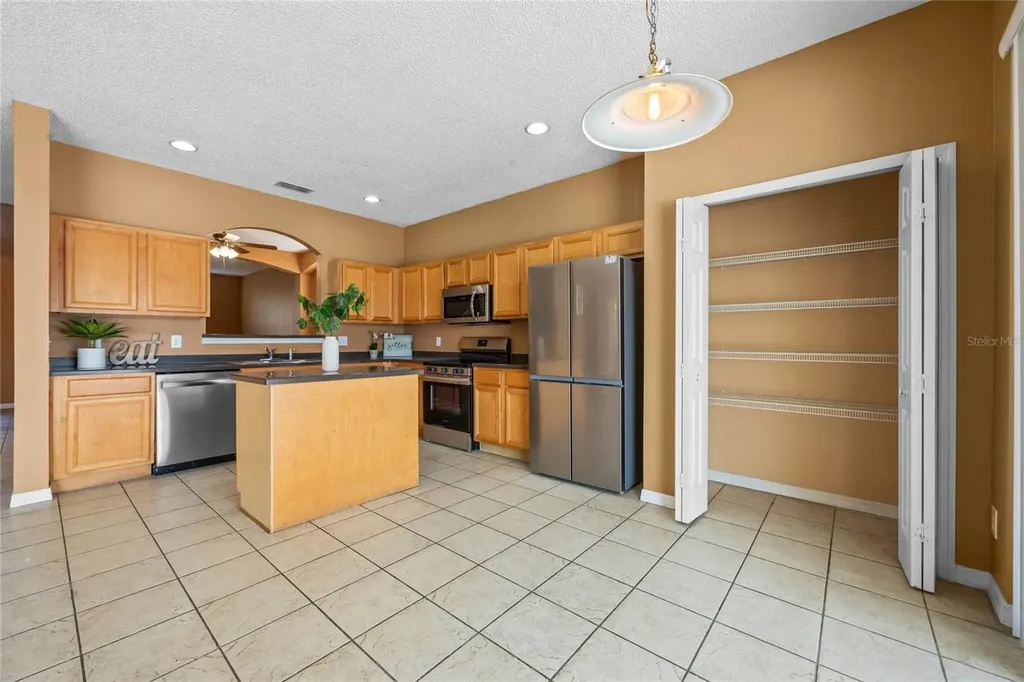 121 Madiera Beach Boulevard Kissimmee FL 34746