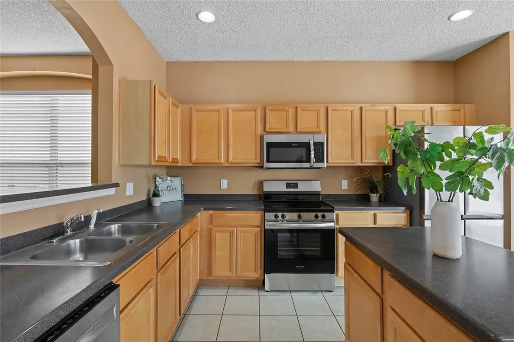 121 Madiera Beach Boulevard Kissimmee FL 34746