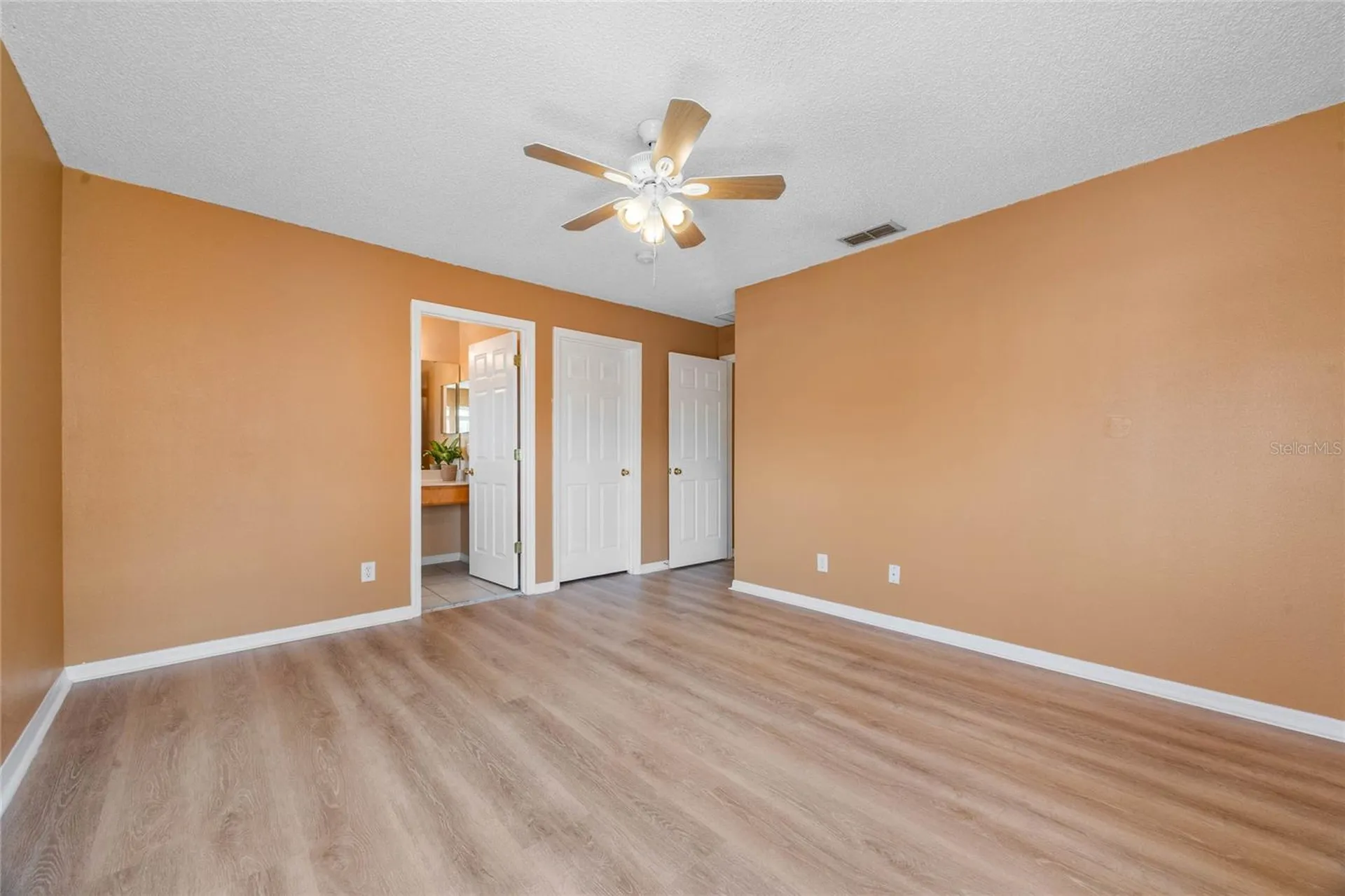 121 Madiera Beach Boulevard Kissimmee FL 34746