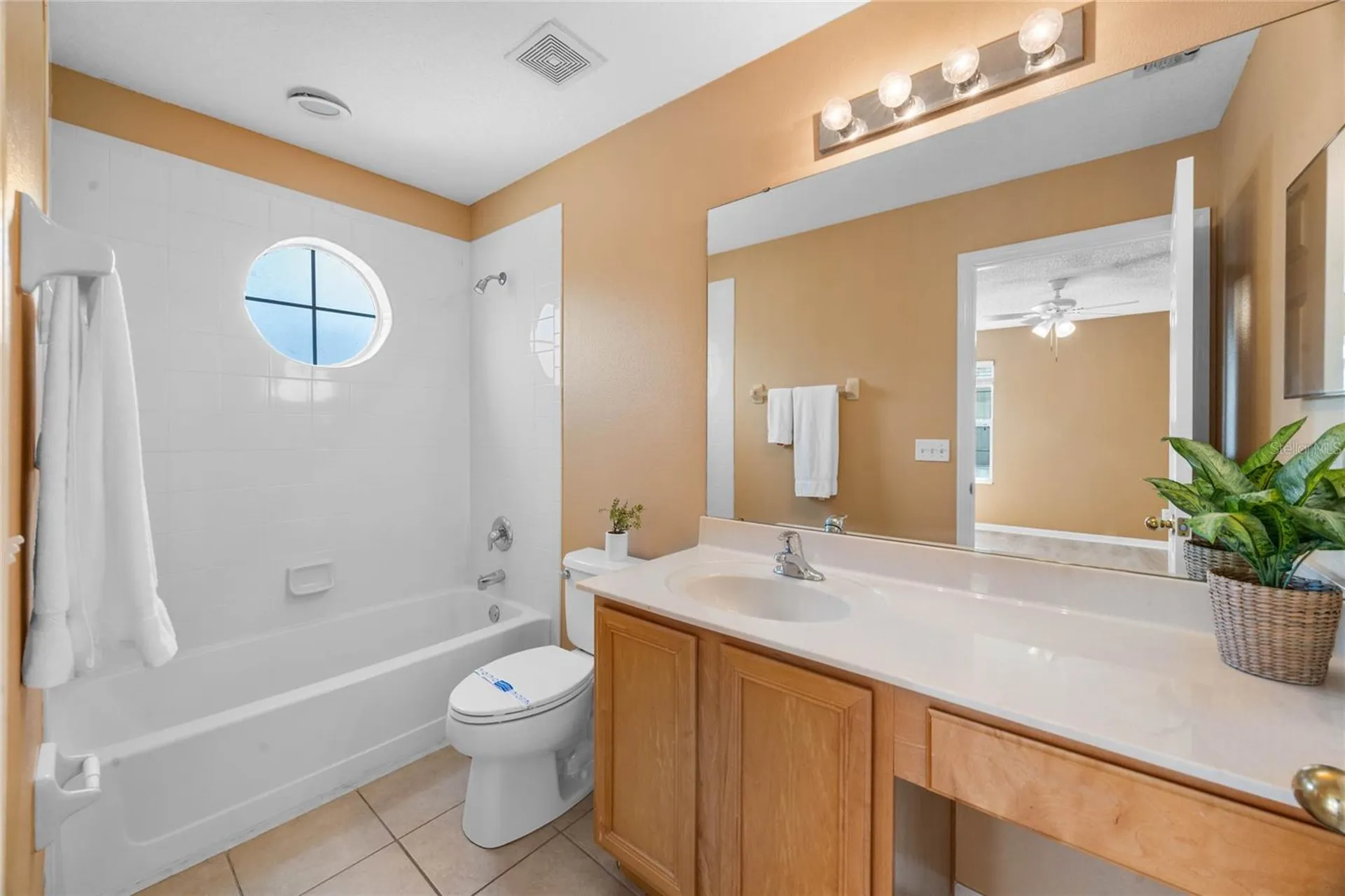 121 Madiera Beach Boulevard Kissimmee FL 34746