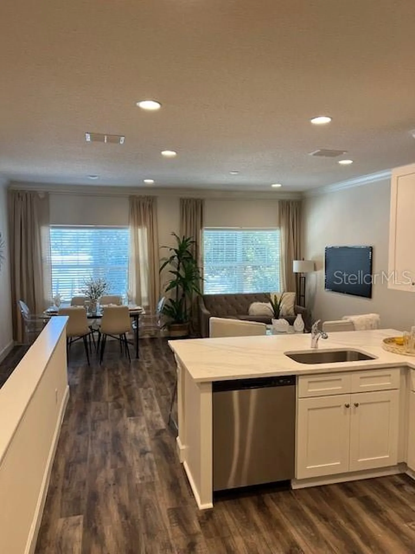 5737 Desert Rose Place Tampa FL 33615