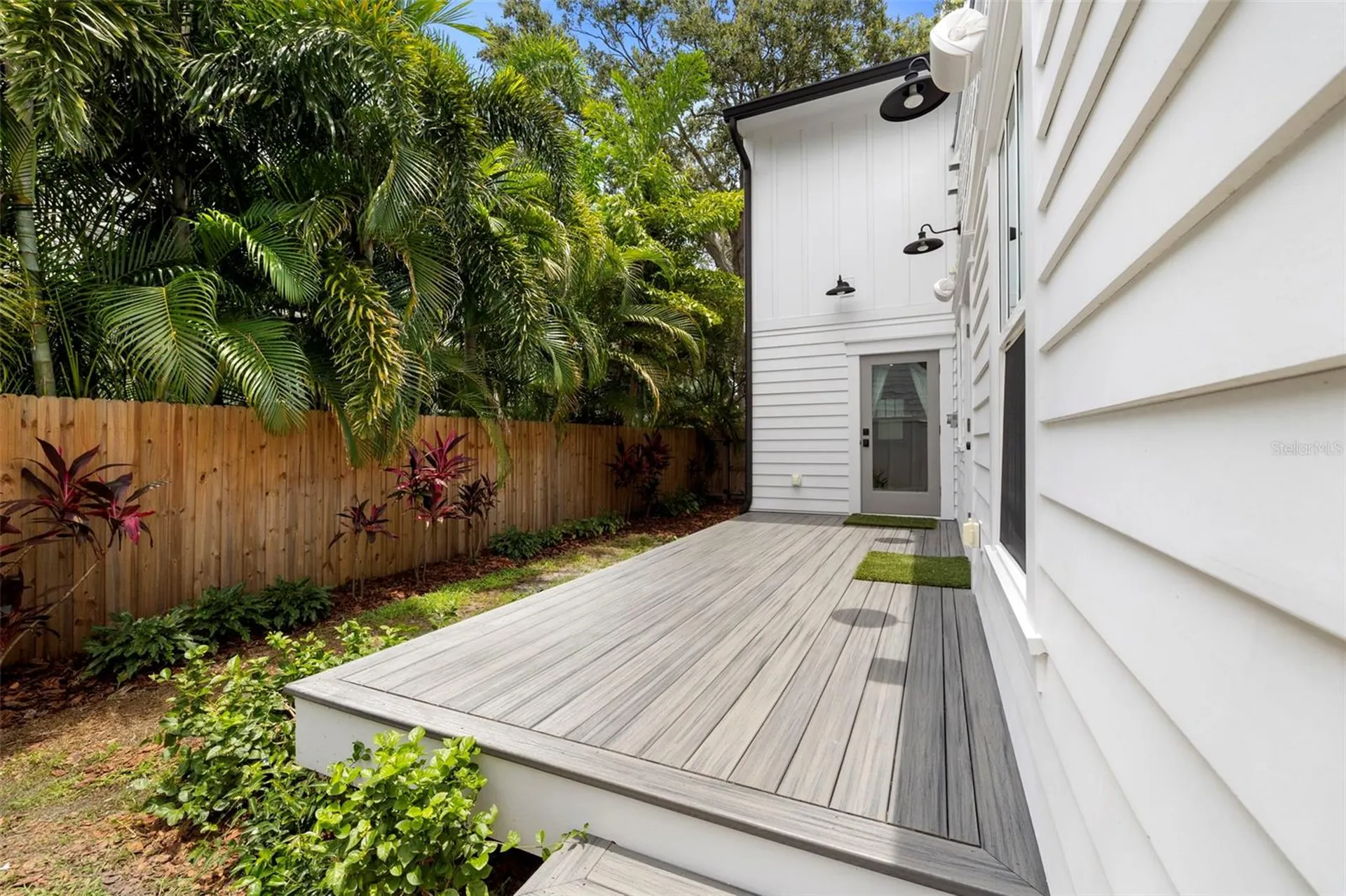 2420 14th Street N St Petersburg FL 33704