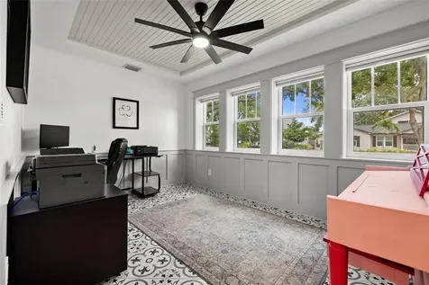 2420 14th Street N St Petersburg FL 33704