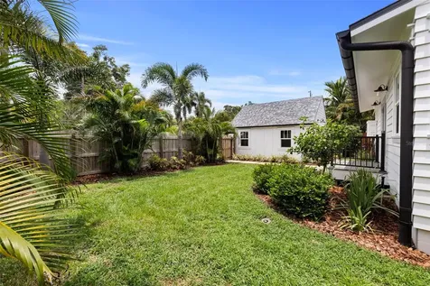 2420 14th Street N St Petersburg FL 33704