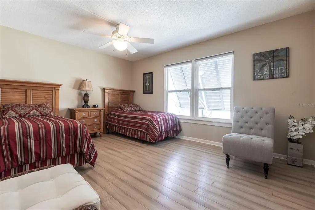 6026 E Peppertree Way Sarasota FL 34242