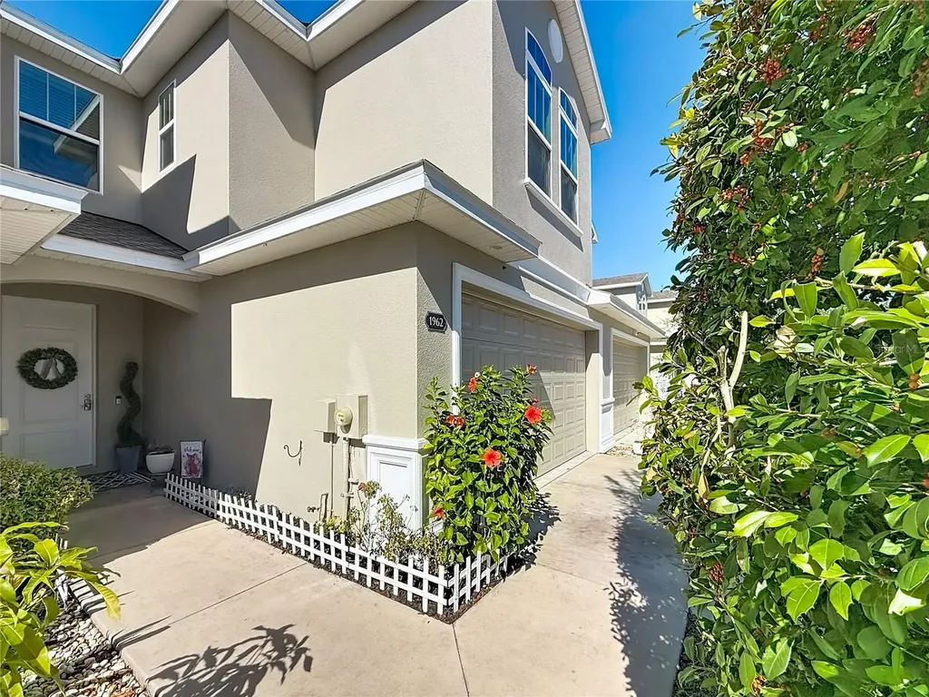 1962 Marlington Way Clearwater FL 33763