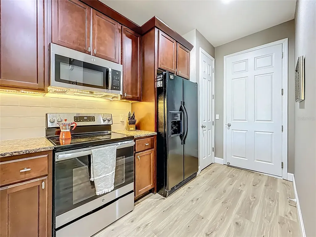 1962 Marlington Way Clearwater FL 33763