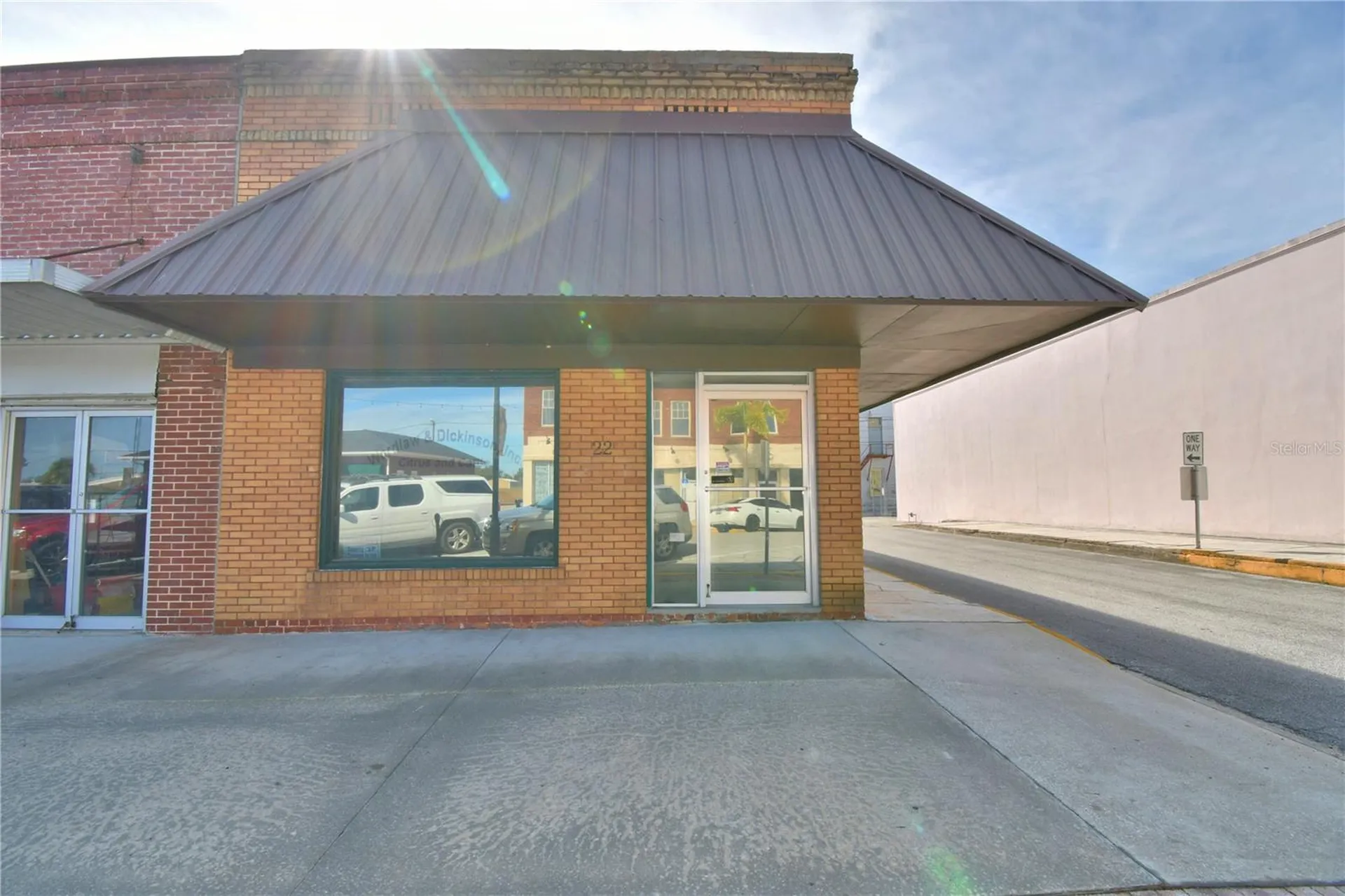 22 E Wall Street Frostproof FL 33843