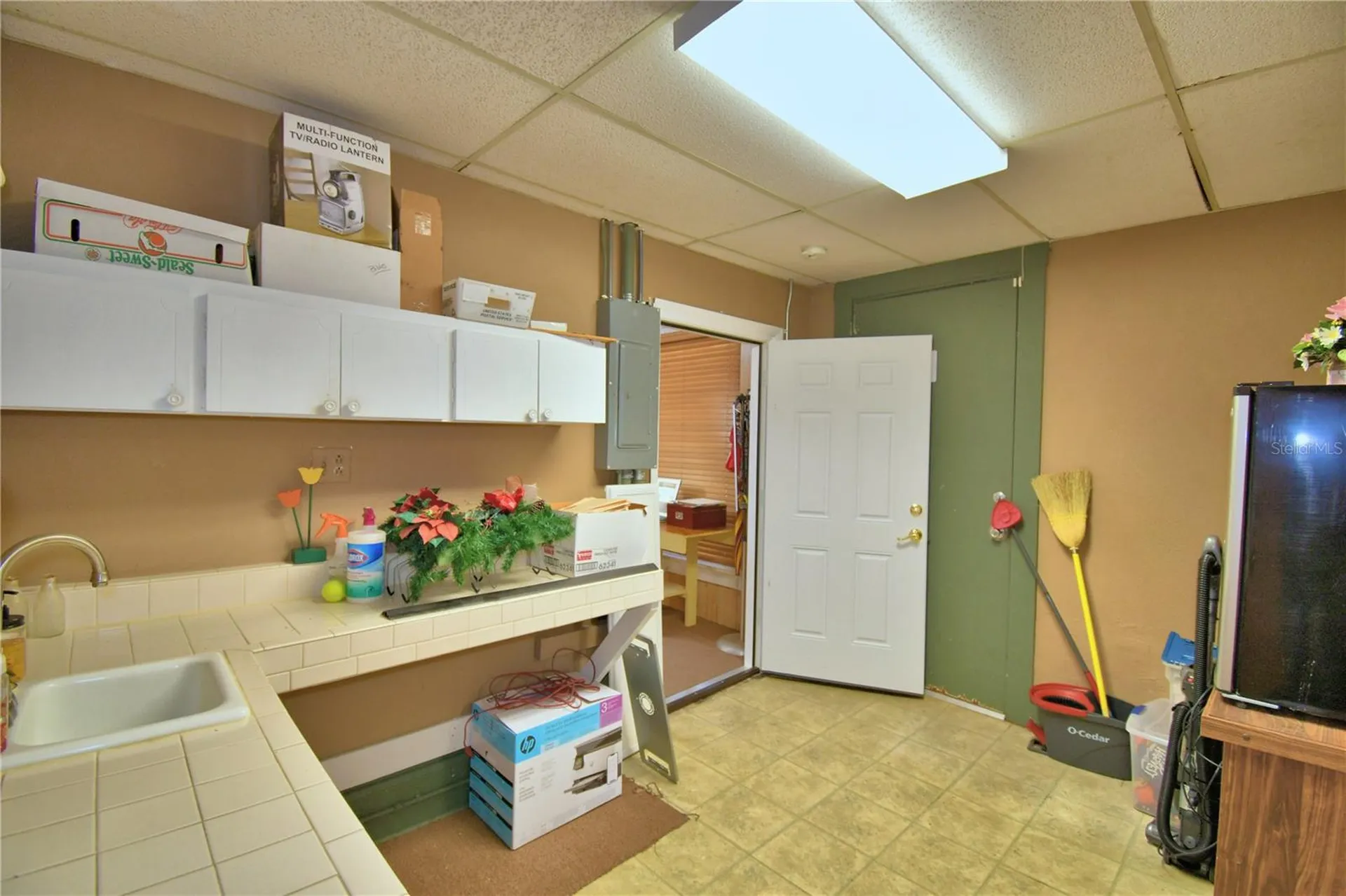 22 E Wall Street Frostproof FL 33843