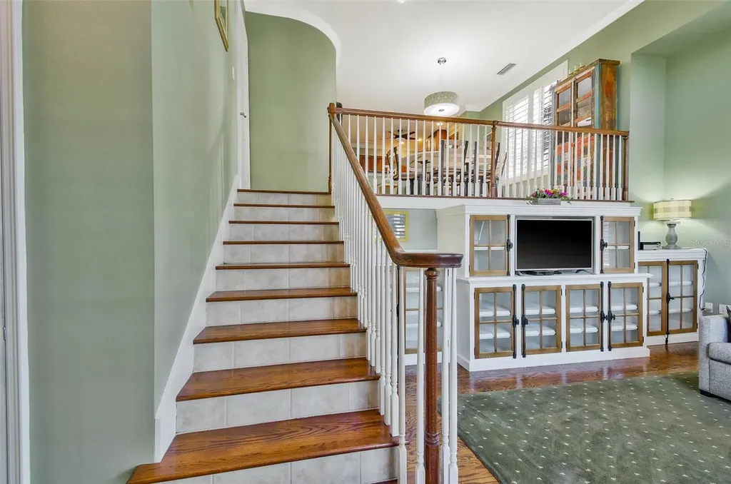 525 Mandalay Avenue Clearwater Beach FL 33767