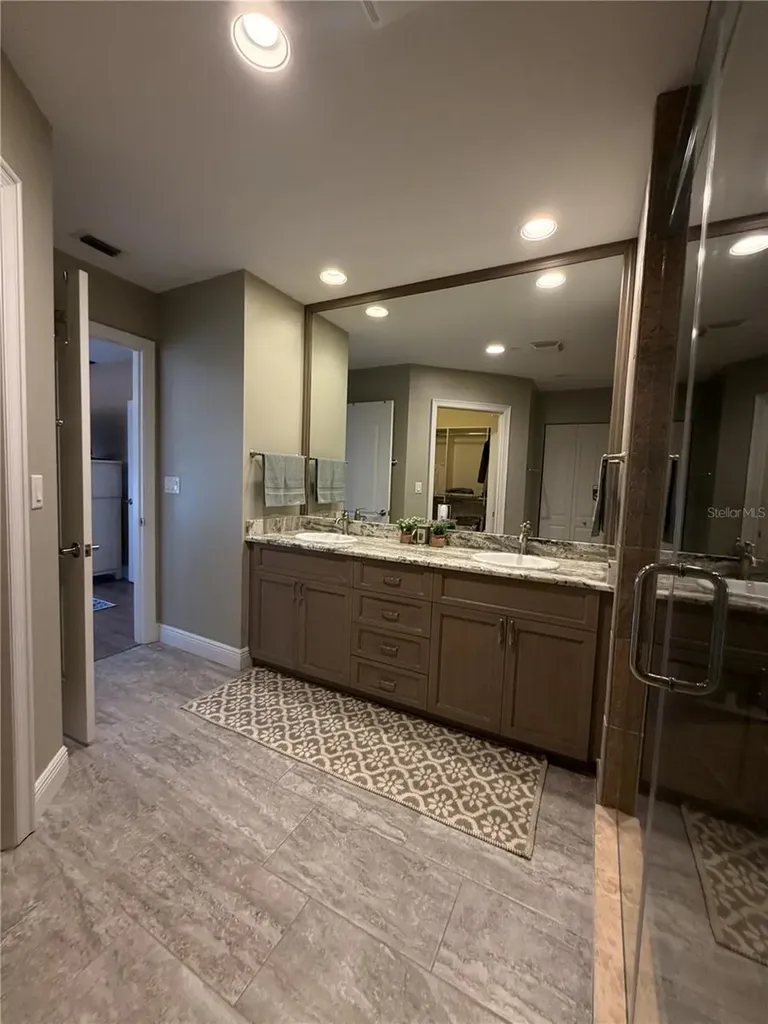 525 Mandalay Avenue Clearwater Beach FL 33767