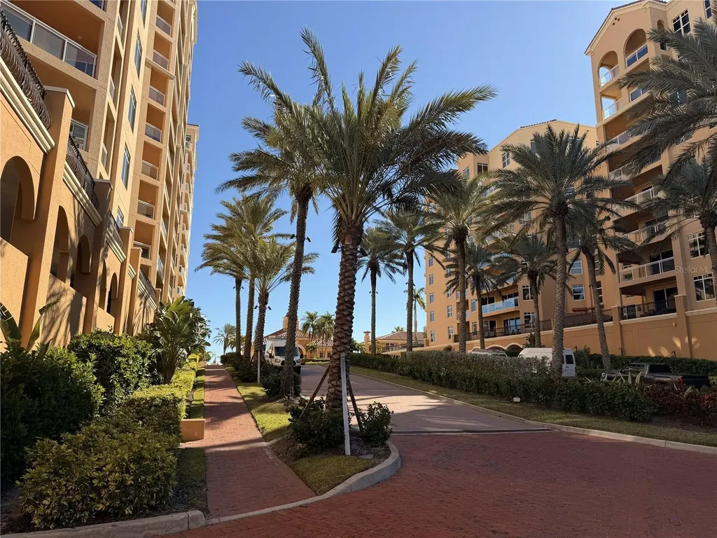 525 Mandalay Avenue Clearwater Beach FL 33767