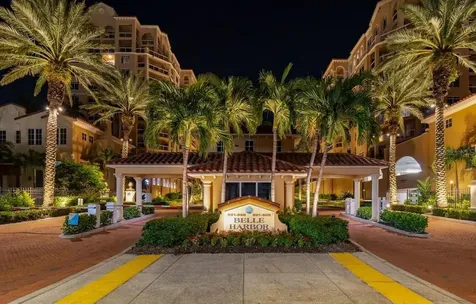 525 Mandalay Avenue Clearwater Beach FL 33767